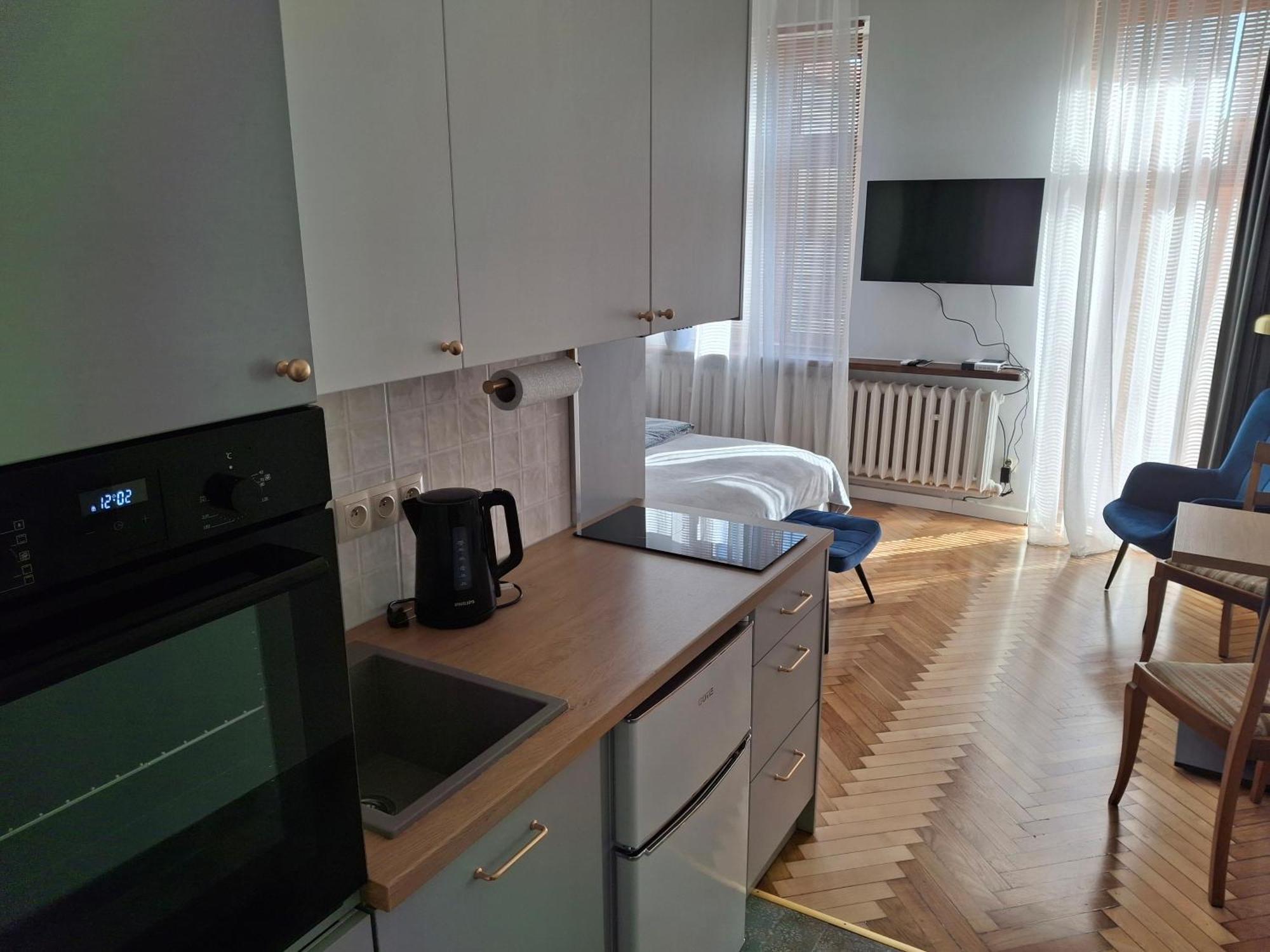 Apartament Studio Z Widokiem Na Rynek Bochnia Buitenkant foto