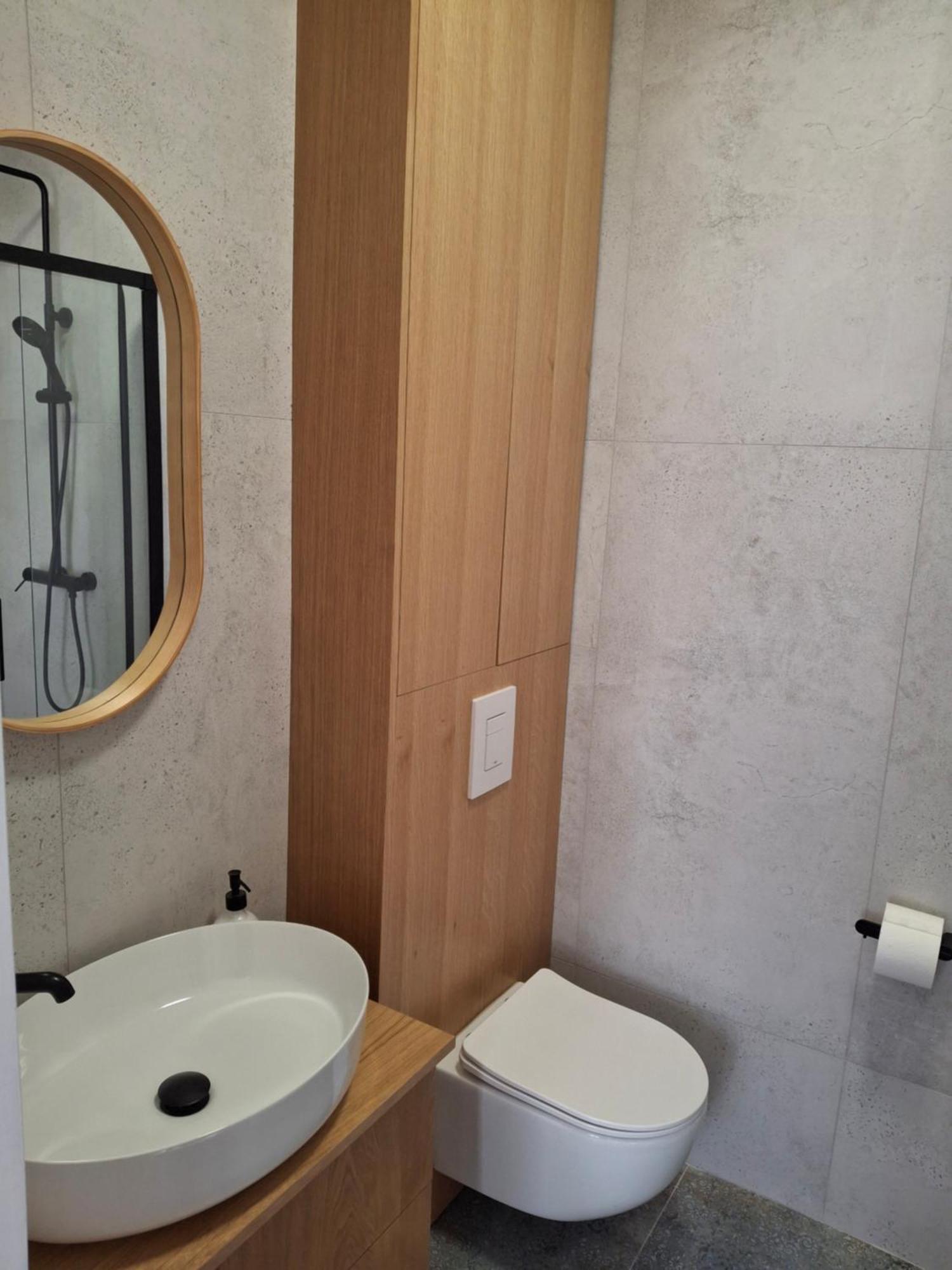 Apartament Studio Z Widokiem Na Rynek Bochnia Buitenkant foto